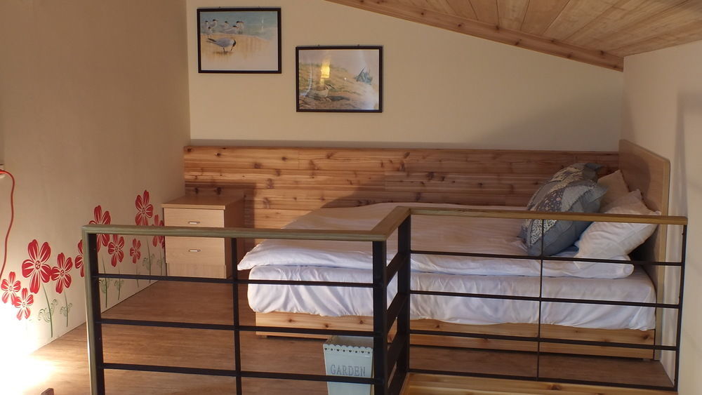 Ding Ding Homestay Jinhu Buitenkant foto